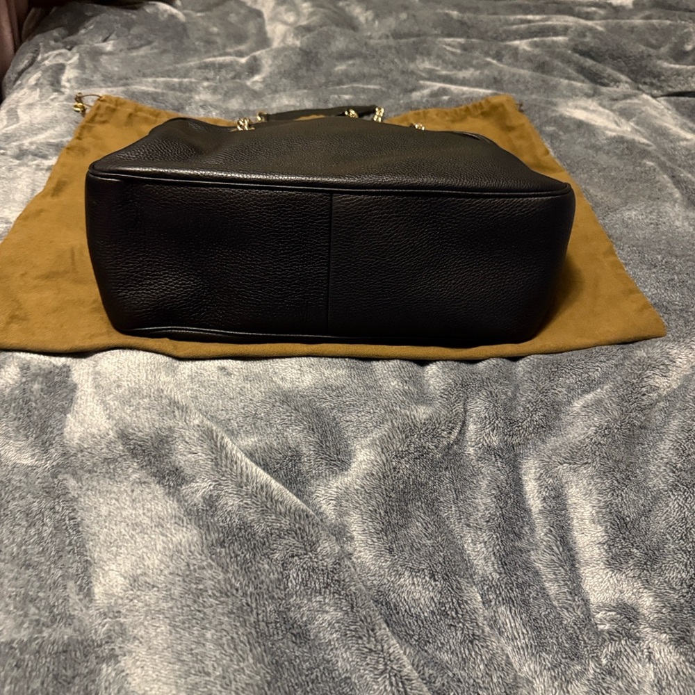 Gucci Black Soho Double Chain Bag - Leather Shoulder Bag with Gold Chain - Picture 6 of 17